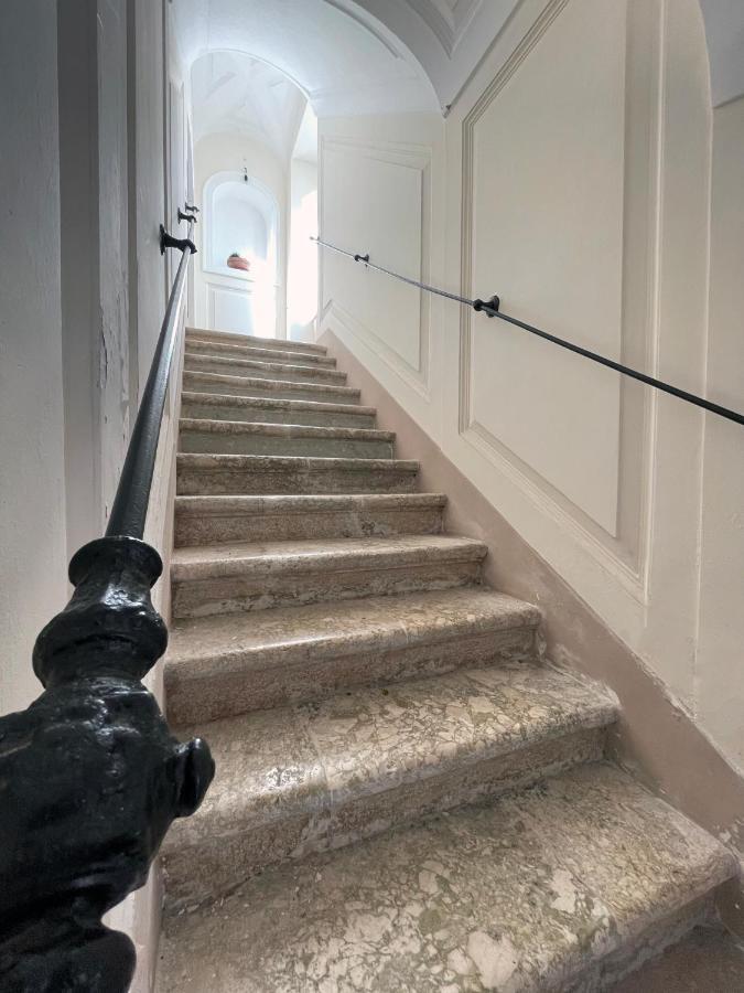 Diverso Apartment Caiazzo Ngoại thất bức ảnh